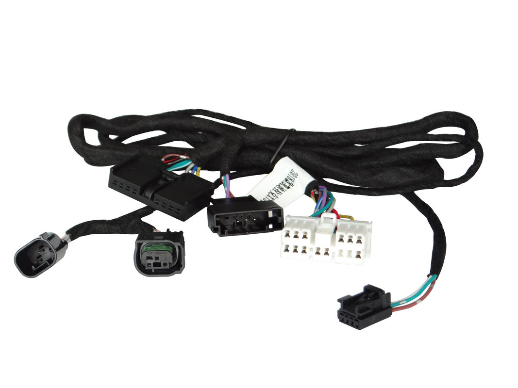 Assemblage de harnais de câbles automatisés sur mesure Voltage 300V Assemblage de harnais de câbles